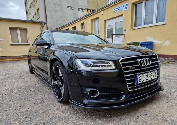 Audi A8 cena 139900 przebieg: 86000, rok produkcji 2015 z Gdynia małe 529